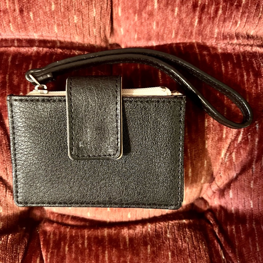 RELIC WRISTLET/ WALLET